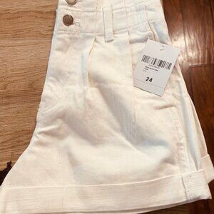 WHITE SHORTS